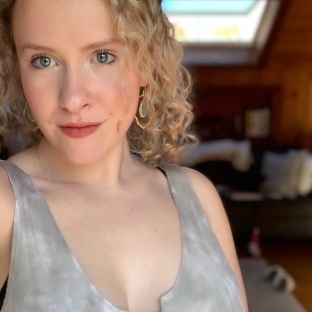 Meet your Posher, Maeghan